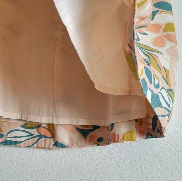 J. Crew Floral Skirt, Sz 4 - Picture 5 of 5